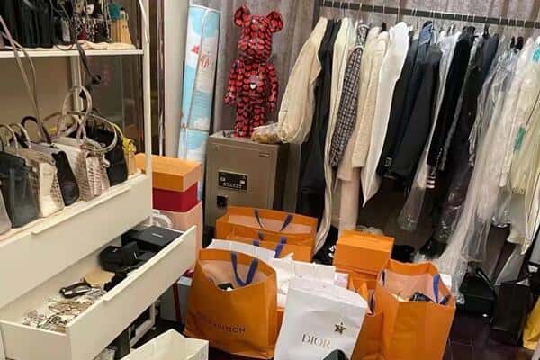 息县回收一线品牌衣服